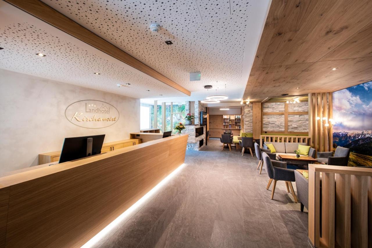 Landhotel Kirchenwirt ウンケン エクステリア 写真