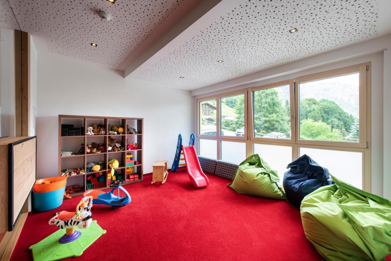 Landhotel Kirchenwirt ウンケン エクステリア 写真
