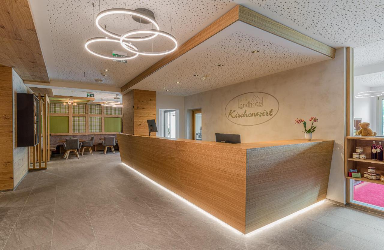 Landhotel Kirchenwirt ウンケン エクステリア 写真