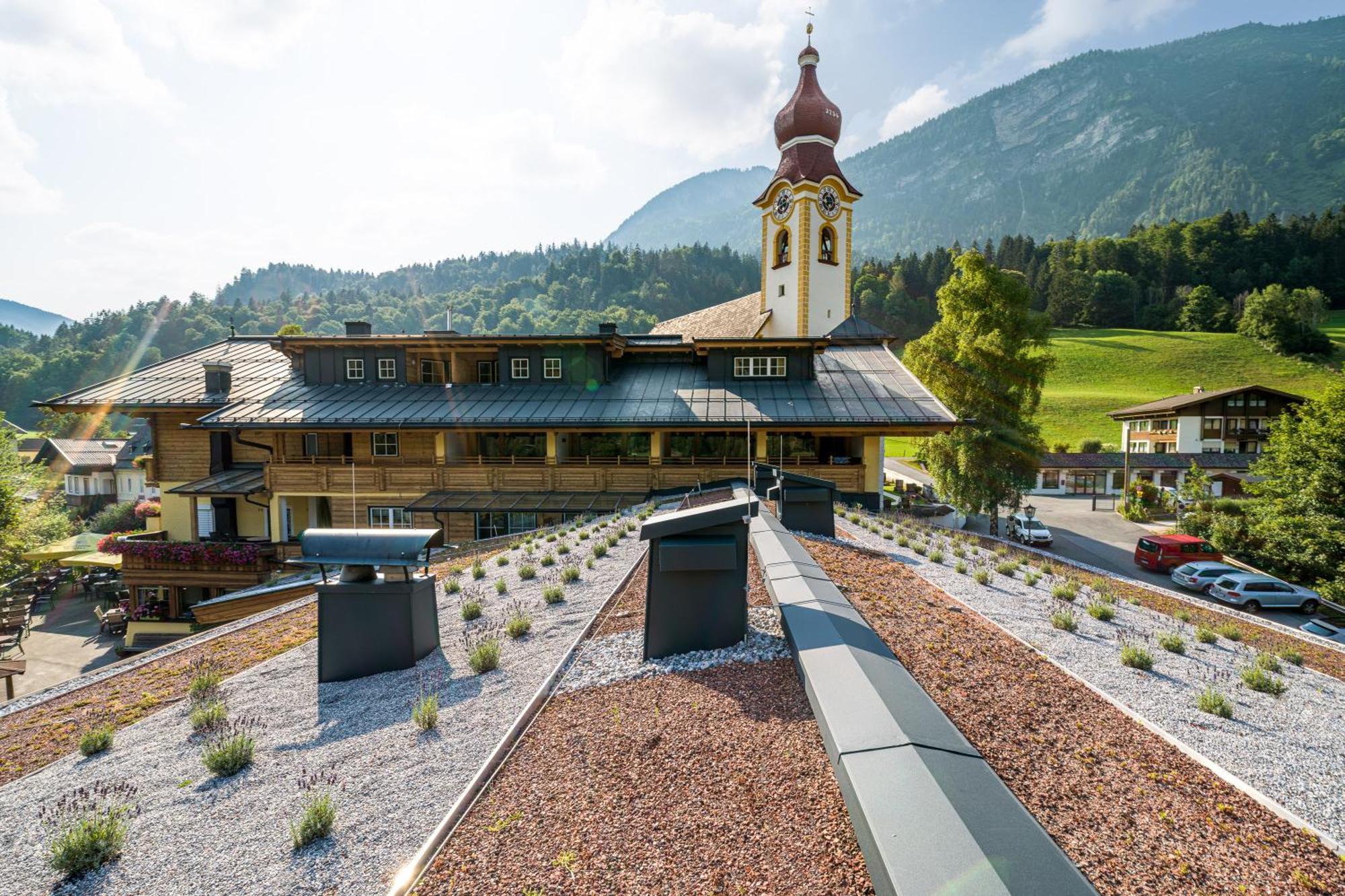 Landhotel Kirchenwirt ウンケン エクステリア 写真