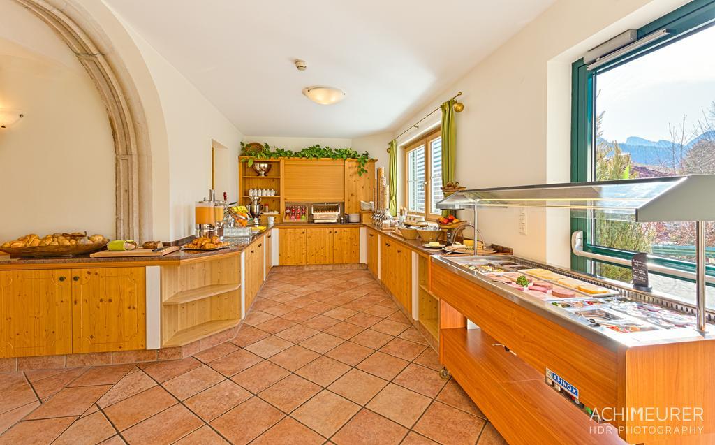 Landhotel Kirchenwirt ウンケン エクステリア 写真